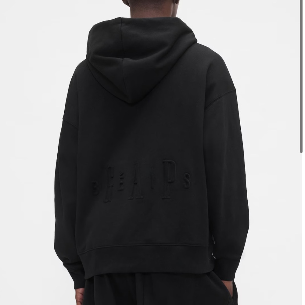 Gap x Beis Heavyweight Travel Hoodie
Black small NWT - Picture 7 of 10